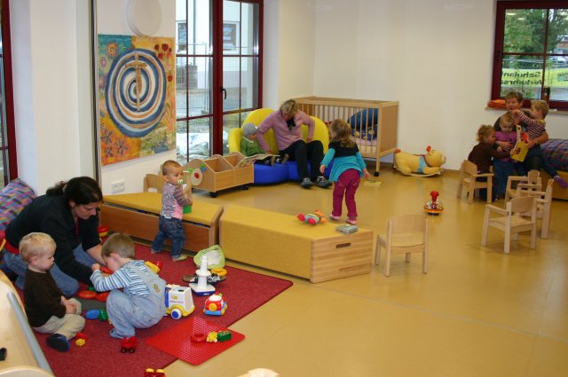 Die Kinderkrippe öffnet ihre Pforte