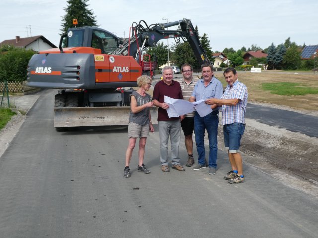 Oberbauverstärkung Straße Lindfeld