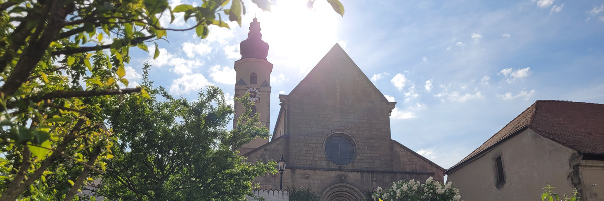 Kirche Windberg m. Sonne 2022